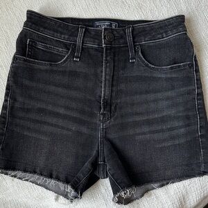 Abercrombie & Fitch Black Denim Shorts. Size 24